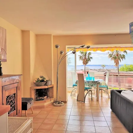 Appartamento 2 Pièces Climatisé Avec Parking Proche - Fr-1-251-463 Le Lavandou