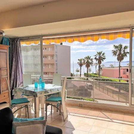 Appartamento 2 Pièces Climatisé Avec Parking Proche - Fr-1-251-463 Le Lavandou